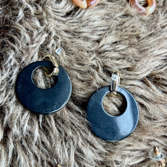 Chic Chunky Dangly Earing set - Picture 6 of 8